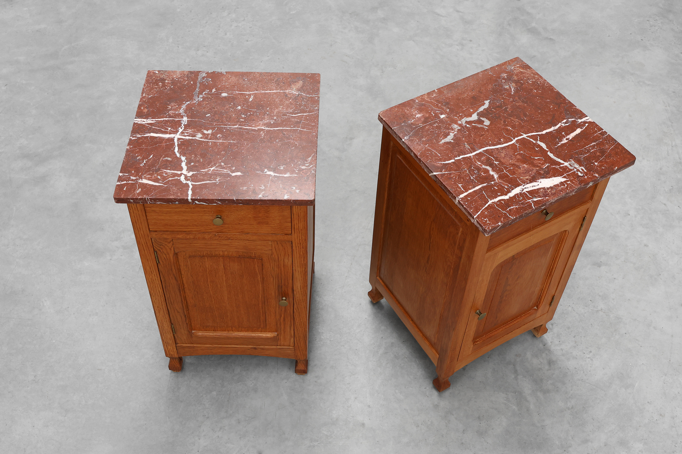 Pair of French Art Deco Nightstands in oak with marble tops, 1930s thumbnail
